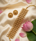 Floral Mesh Antique choker