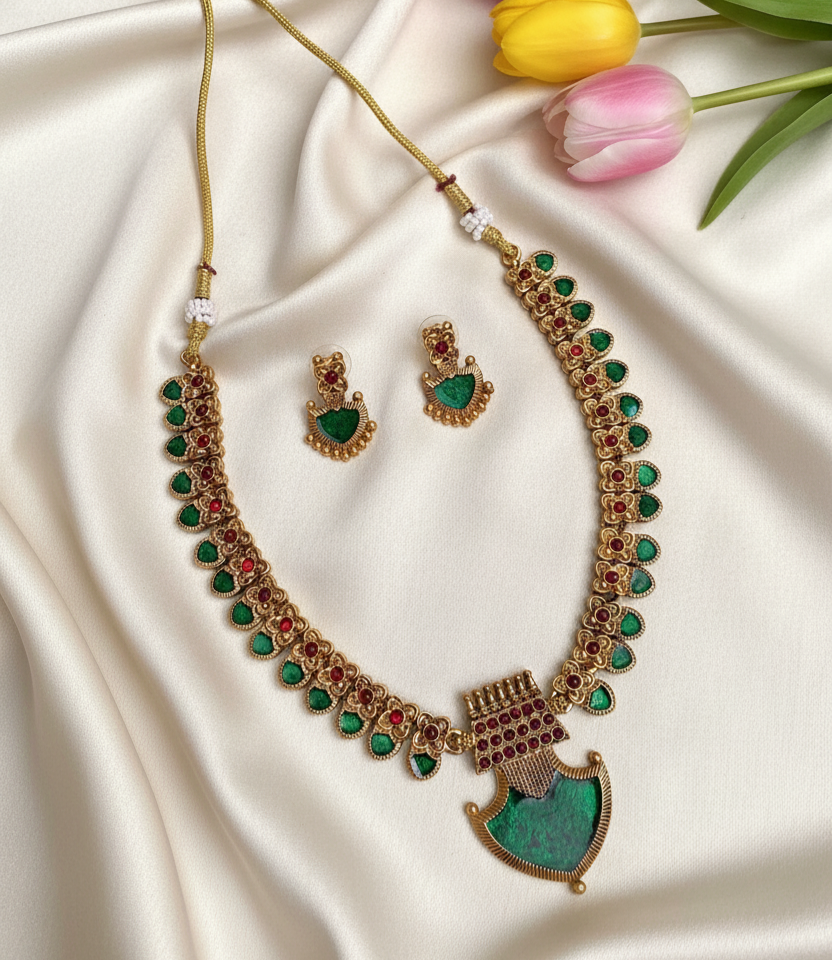 Palakka Necklace